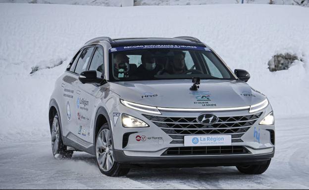 Un coche de hidrógeno purifica hasta 267,8 metros cúbicos de aire en un trayecto