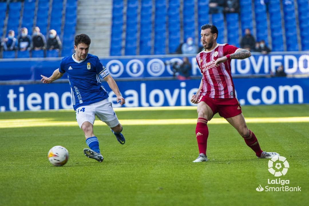 La Deportiva cae de nuevo ante el Real Oviedo en un encuentro marcado por las diversas expulsiones que padecieron los de Jon Pérez Bolo.