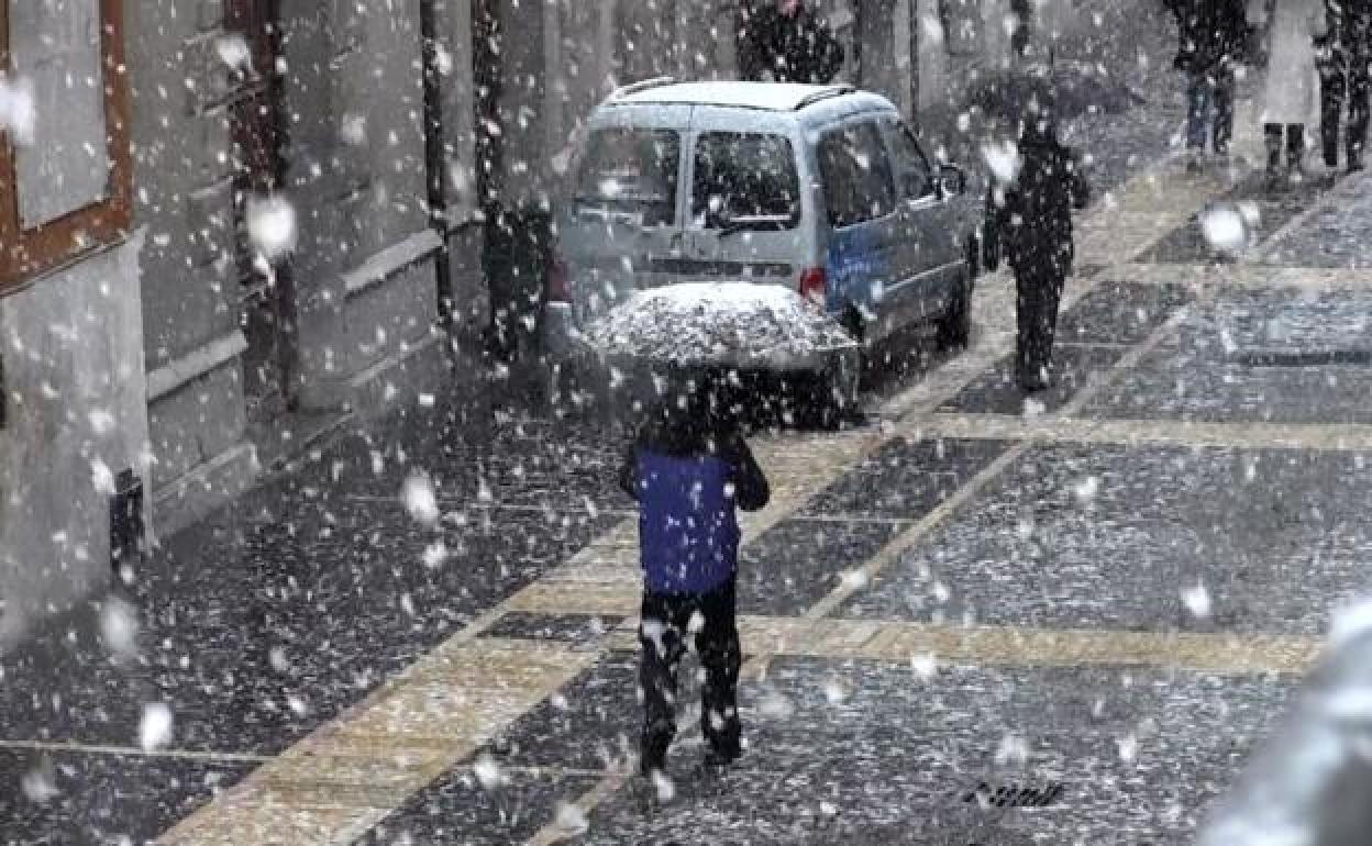 La nieve volverá a hacer acto de presencia de nuevo durante el fin de semana.