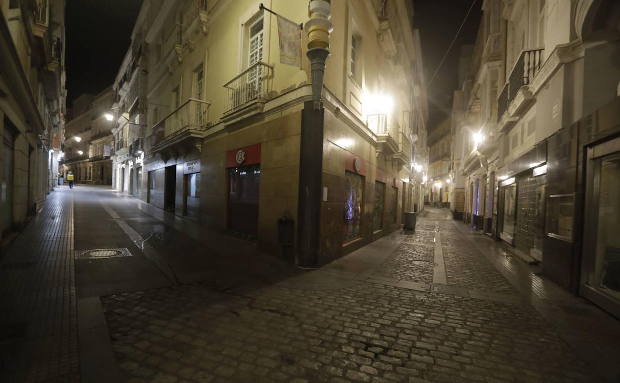 Calles del centro de Cádiz durante el primer estado de alarma.