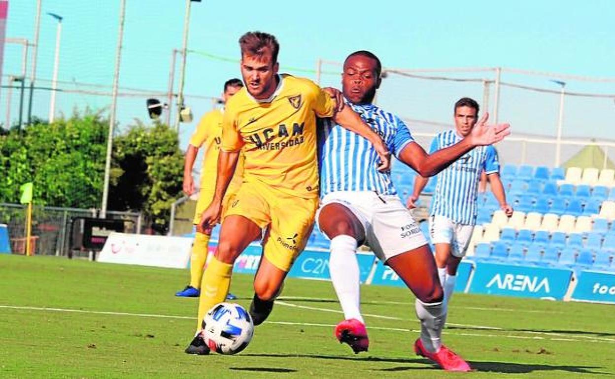 Tropi, en un partido con el UCAM Murcia, donde llegó en el verano de 2020.