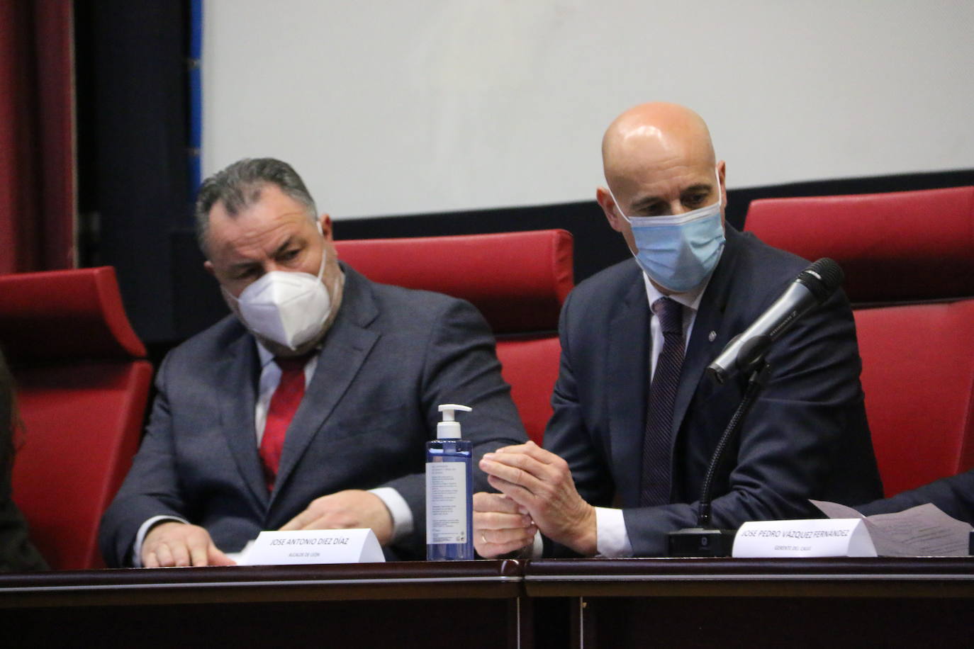 El centro hospitalario leonés será la imagen de cinco millones y medio de cupones el 12 de enero.