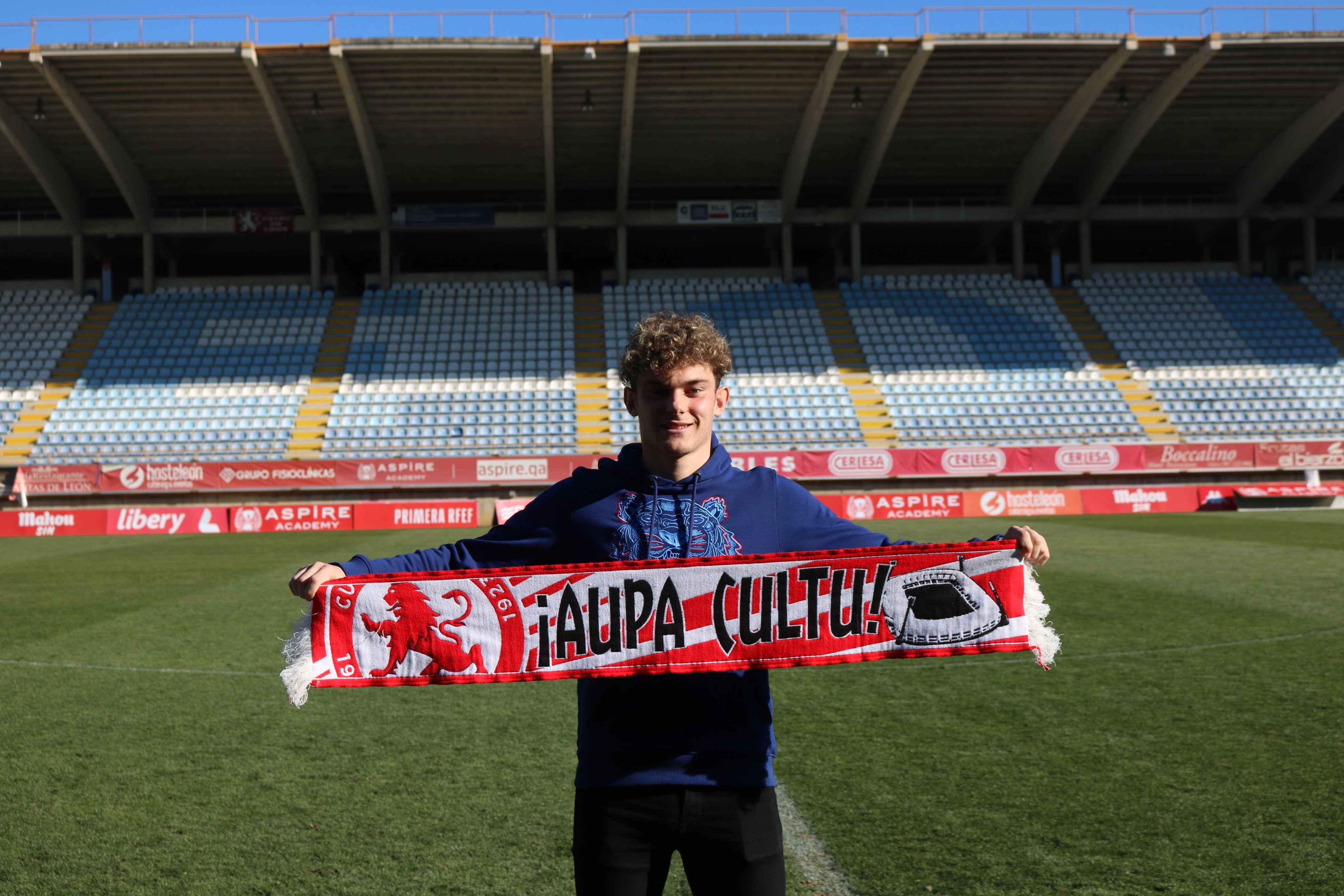 El lateral izquierdo sella su compromiso con la Cultural con el ánimo de asentarse en el primer equipo.