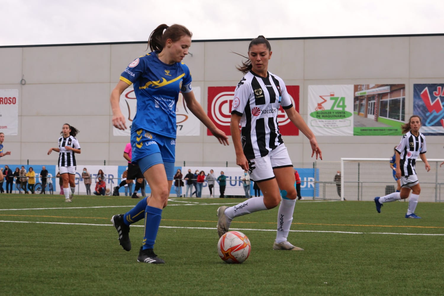 El Olímpico de León busca sumar los tres puntos ante el Versalles.