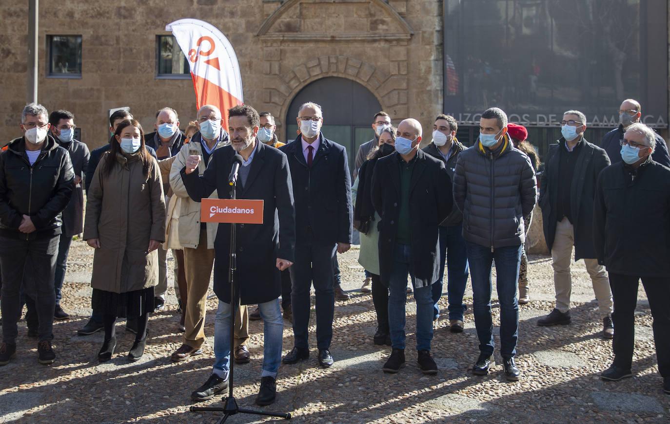 El candidato de Ciudadanos a la presidencia de la Junta de Castilla y León visita Salamanca junto a Edmundo Bal .