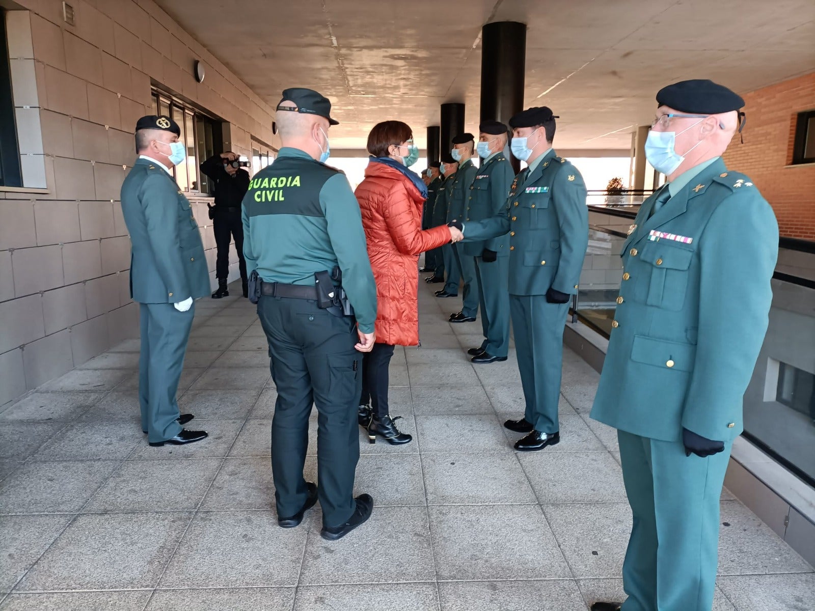 La directora general de la Guardia Civil, María Gámez, se reúne con la Comandancia de León.