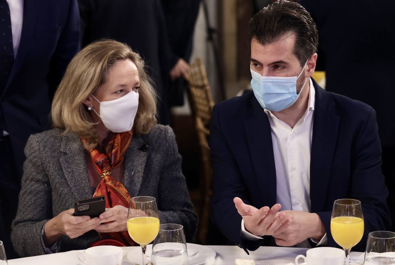 Desayuno informativo del Fórum Europa con el secretario general del PSOE de Castilla y León y candidato a la Junta, Luis Tudanca, quien será presentado Por la ministra de Economía, Nadia Calviño.