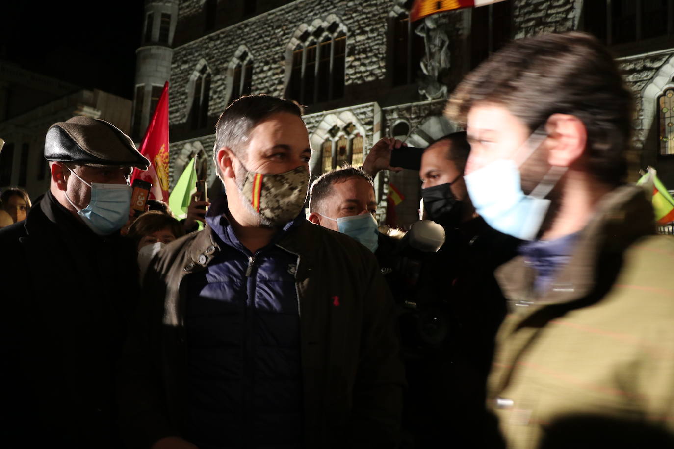 La formación cuenta con su líder, Santiago Abascal, en la presentación de su candidato a la Junta.