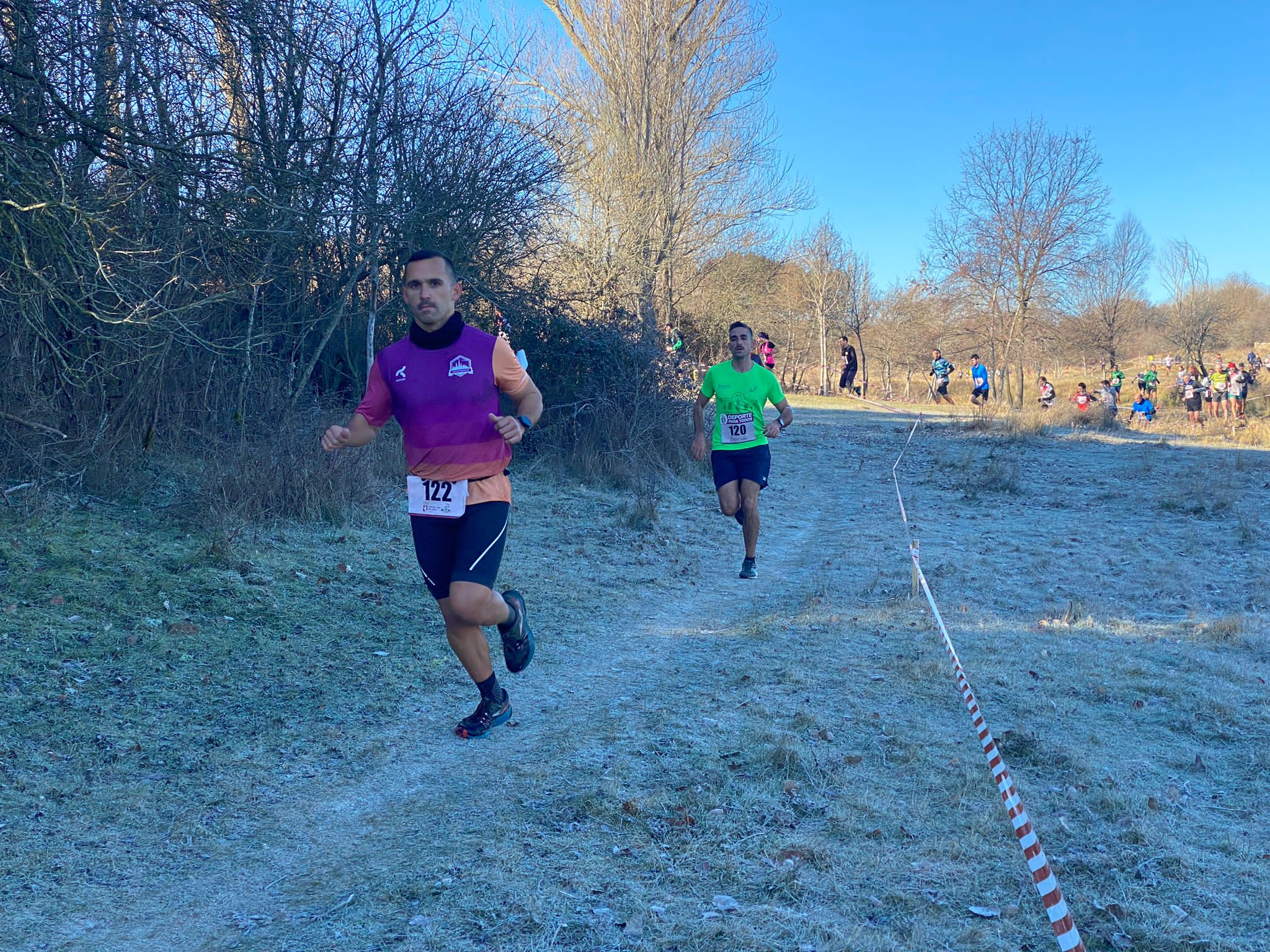 Jorge García Villacorta y Mónica Aller triunfan en el Cross de Villabalter