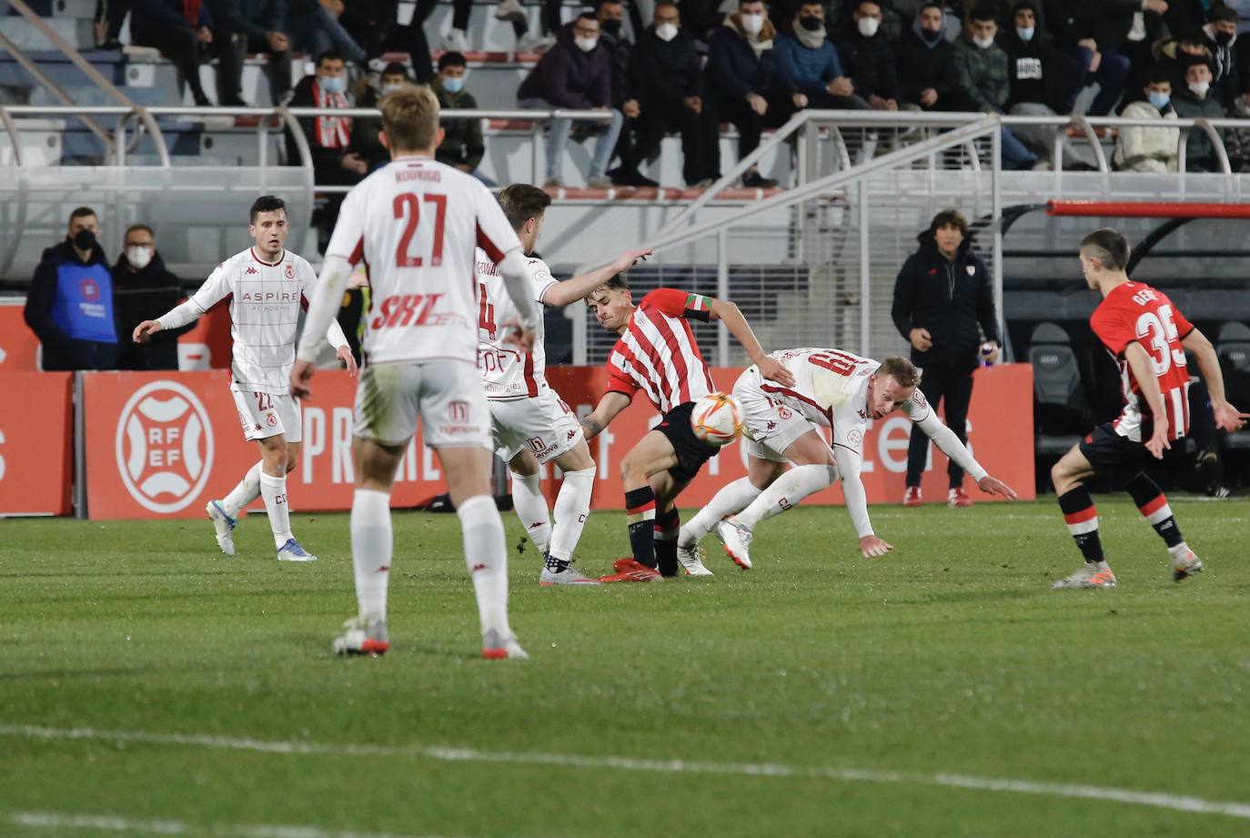 Los leoneses suman su primer triunfo a domicilio del curso con goles de Castañeda y Rodri