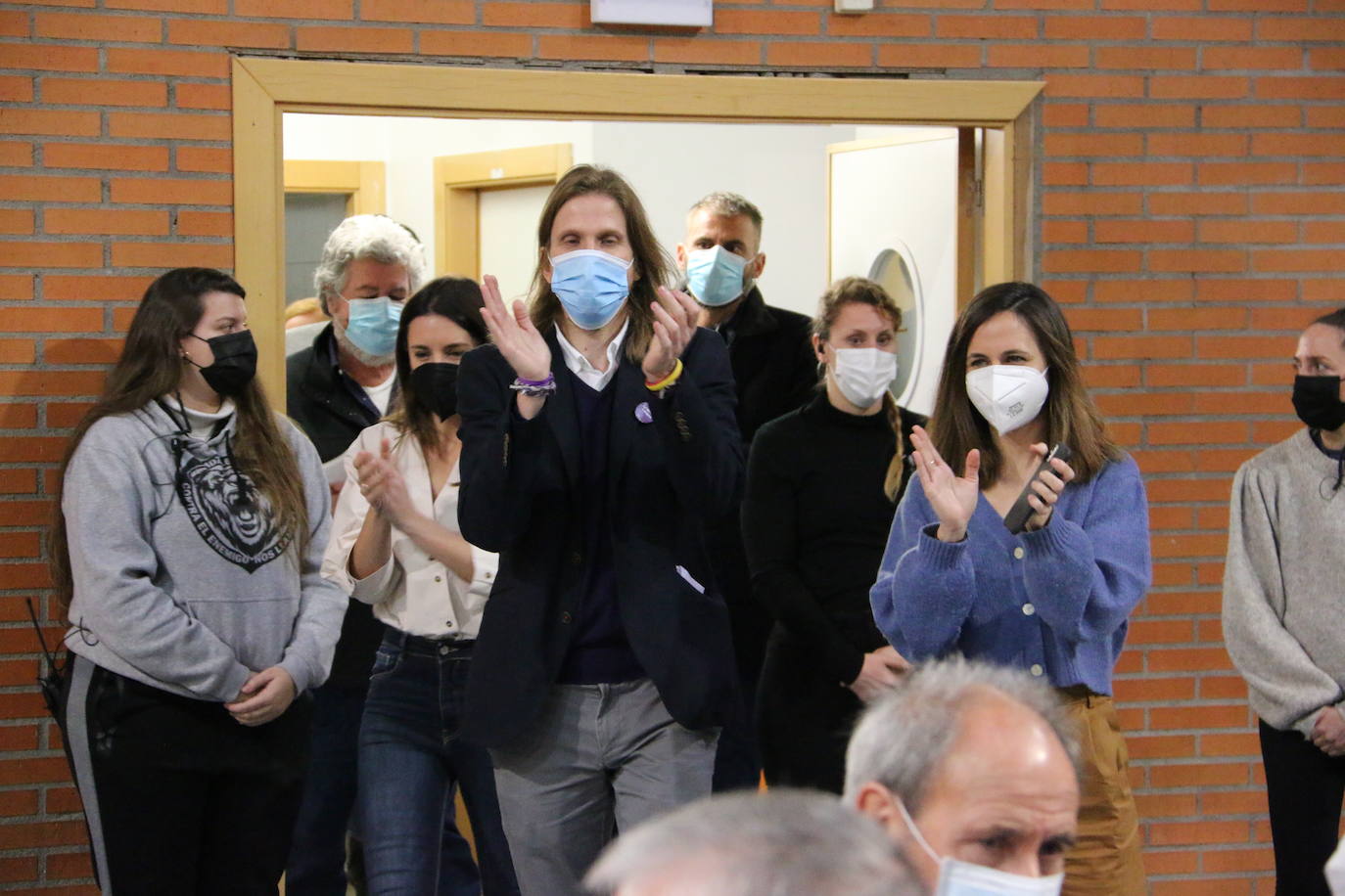 Las ministras de Igualdad y de Derechos Sociales acompañan a los candidatos de Unidas Podemos en Valladolid, León y Burgos en un acto en el pabellón La Torre que abre la campaña hacia el 13-F en Castilla y León