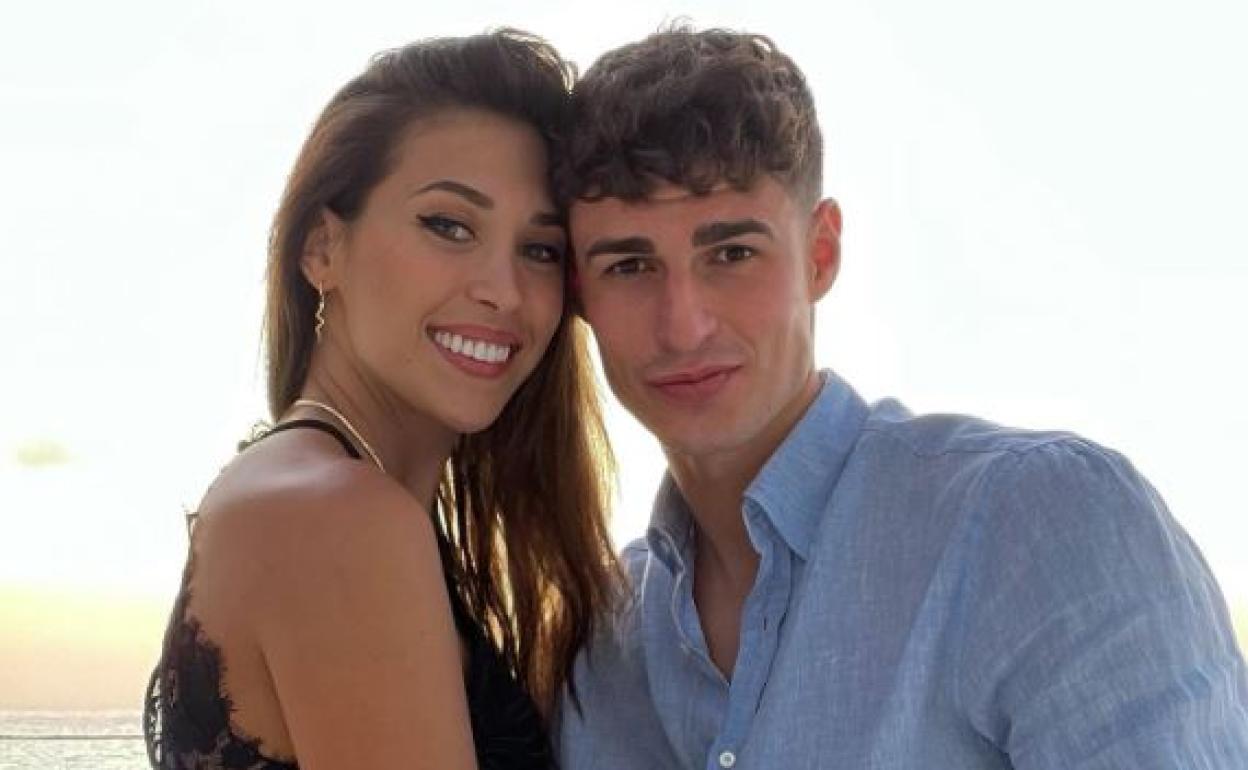 Andrea Martínez, junto al portero del Chelsea Kepa, en la imagen publciada en sus redes sociales donde confirman su relación.