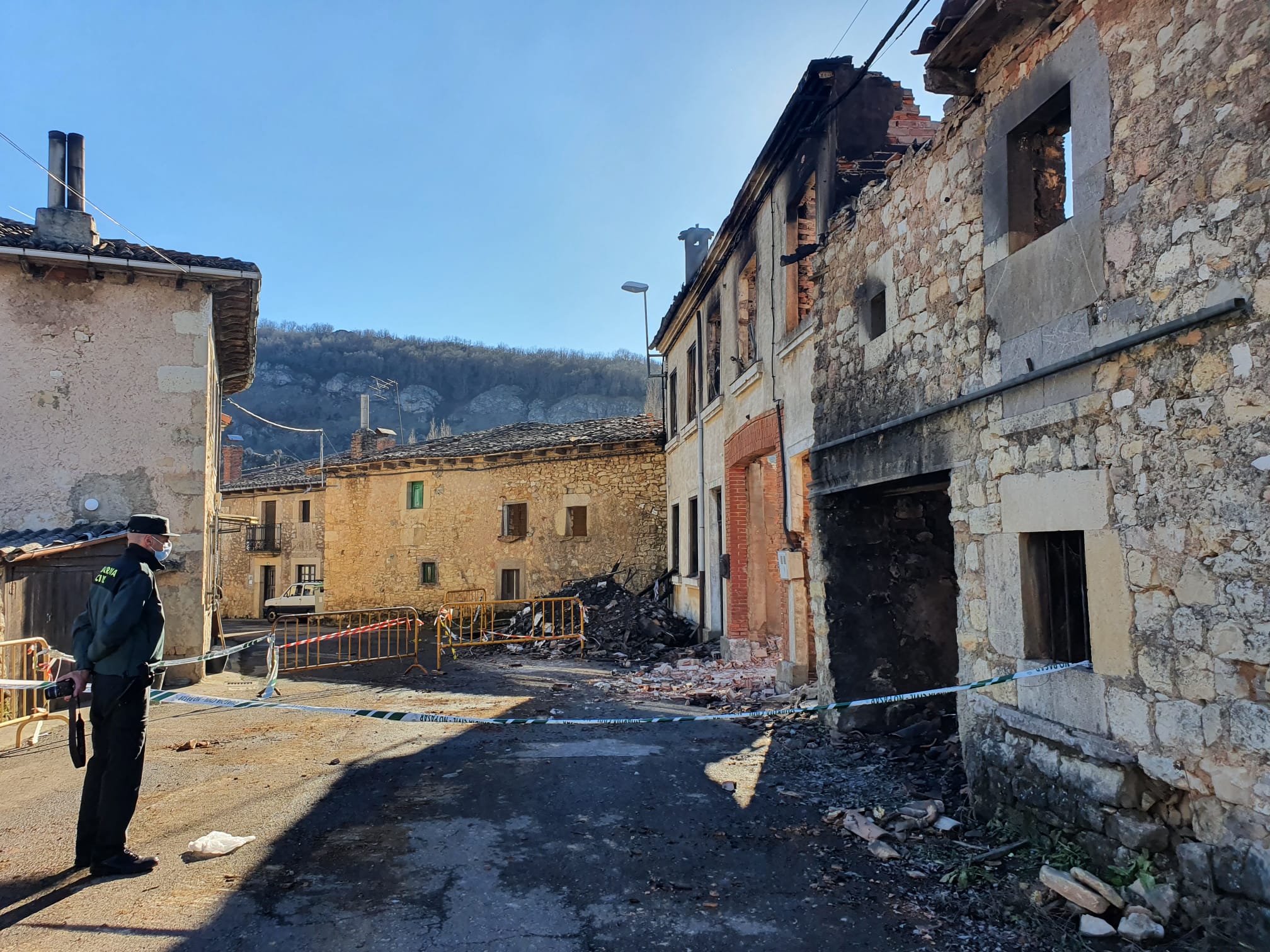 Incendio en una vivienda en Las Bodas. 
