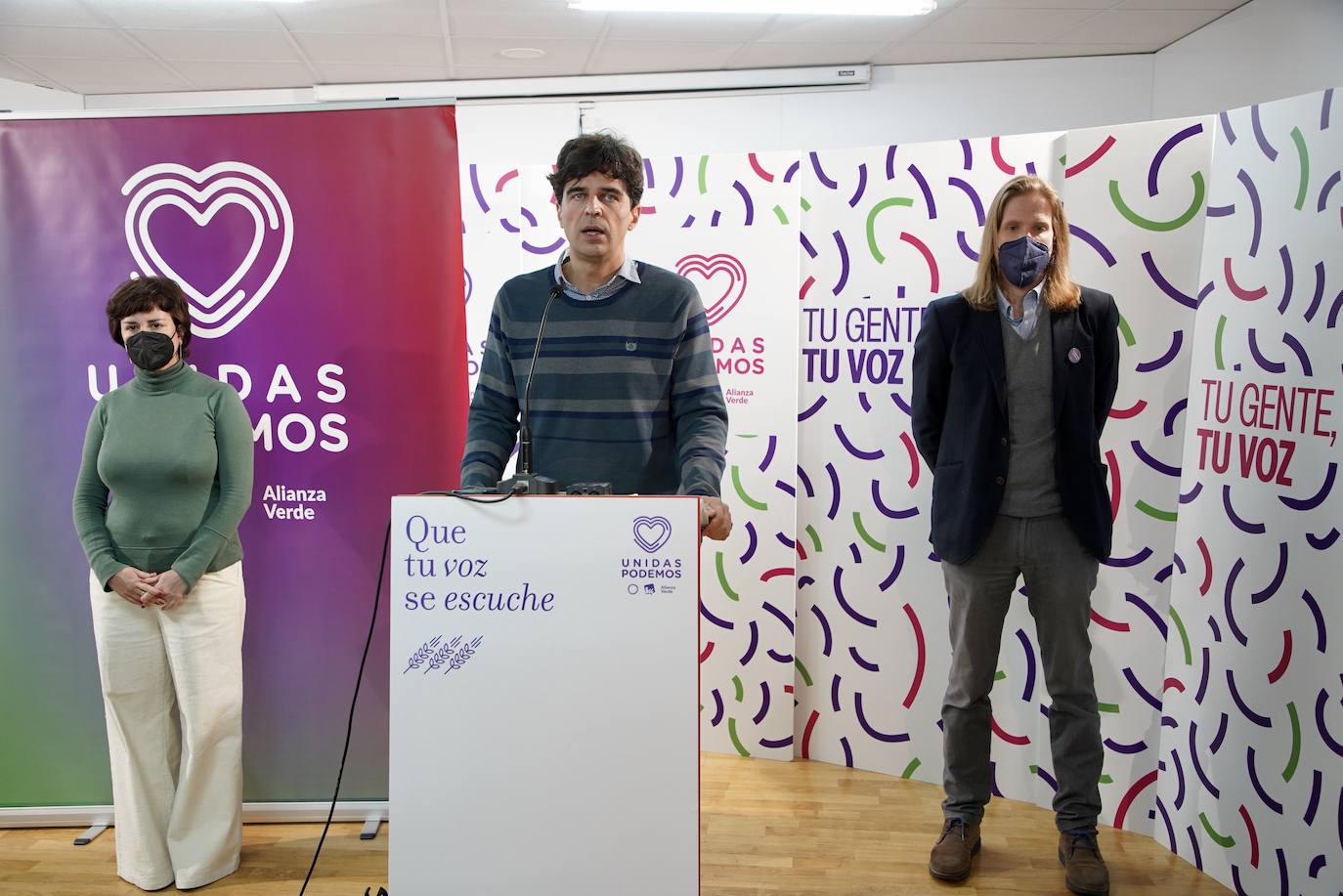 Pablo Fernández, candidato de Unidas Podemos a la presidencia de Castilla y León, y María Sánchez, número dos de la candidatura por Valladolid, presentan en rueda de prensa el programa electoral de Unidas Podemos. Participa, además, Juan Gascón, cabeza de lista de Unidas Podemos por Burgos y coordinador de Izquierda Unida Castilla y León.