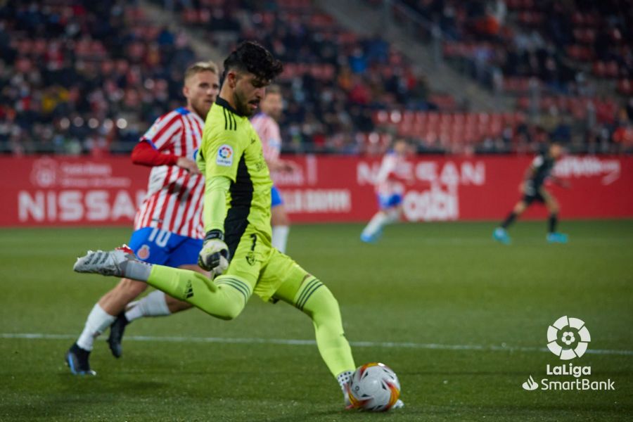 Los bercianos se enfrentan al Girona en un duelo directo por el playoff