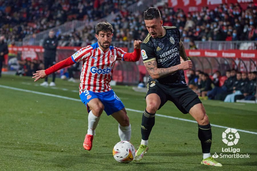 Los bercianos se enfrentan al Girona en un duelo directo por el playoff