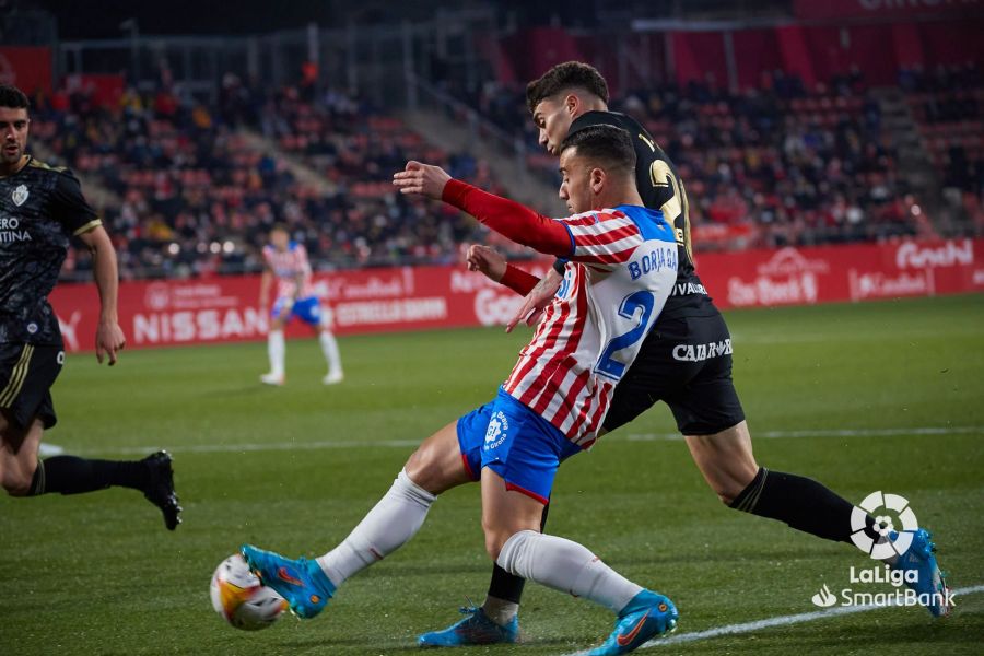 Los bercianos se enfrentan al Girona en un duelo directo por el playoff