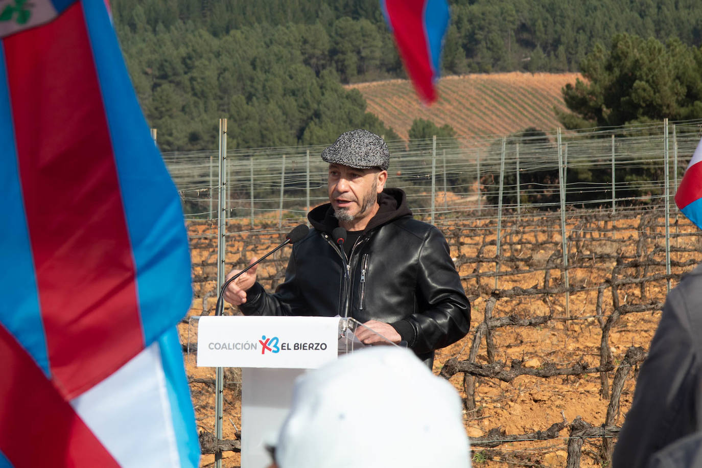 El partido bercianista realizó su acto central en el Palacio de Canedo este domingo