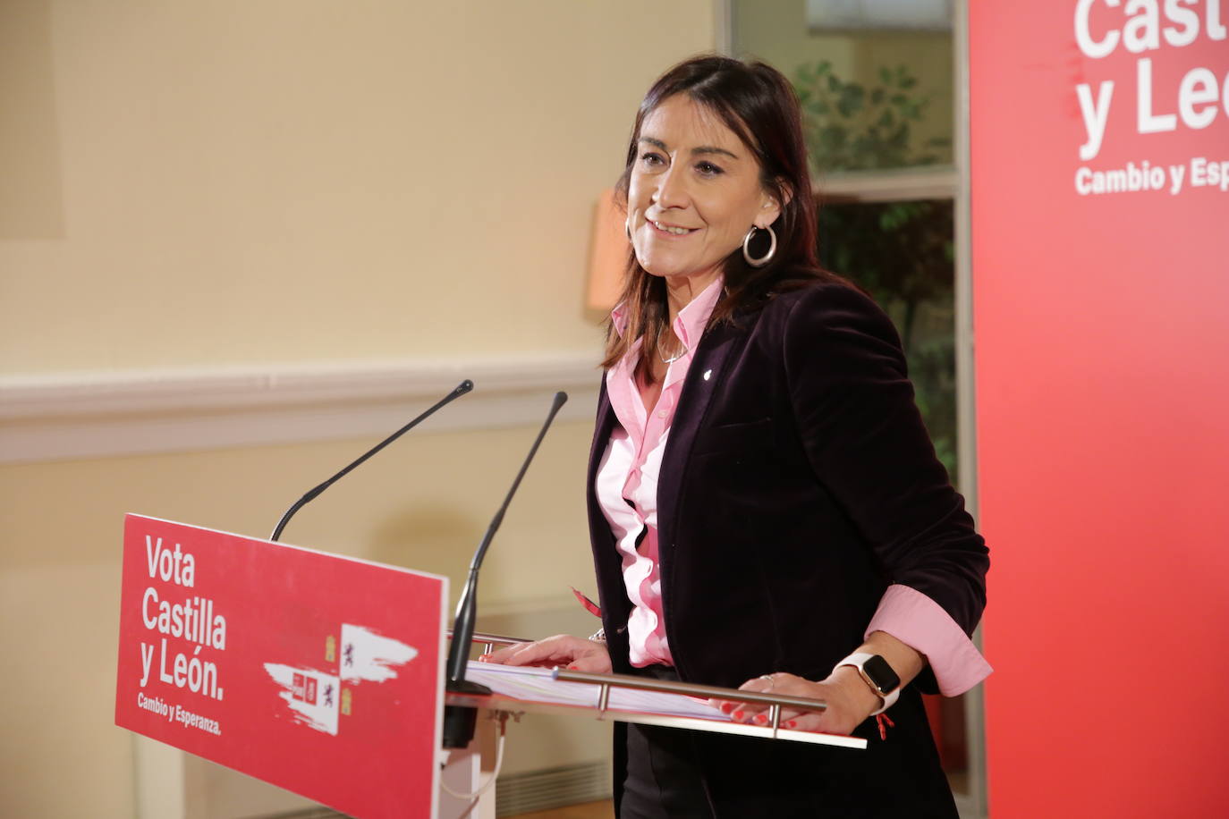 La secretaria de Organización del Partido Socialista en Castilla y León, Ana Sánchez, en un acto de campaña.