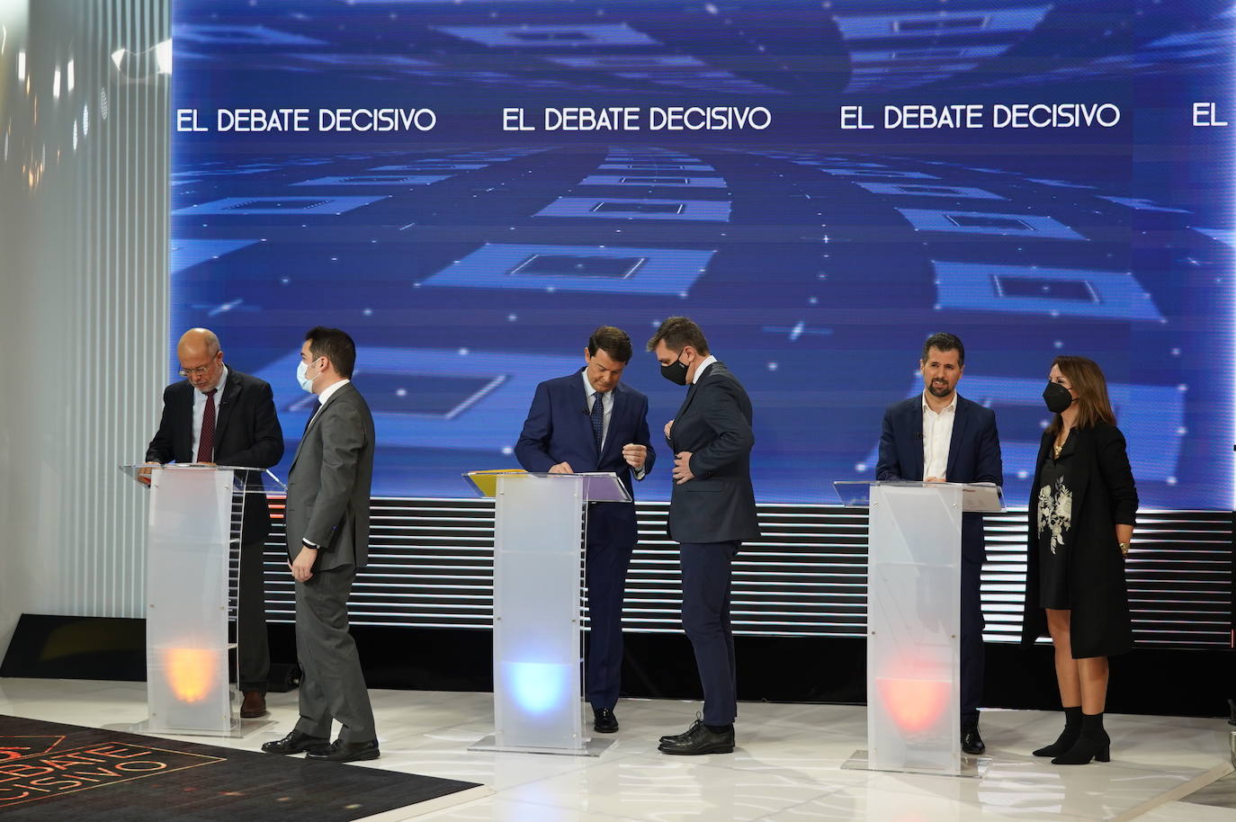 Alfonso Fernández Mañueco, Luis Tudanca y Francisco Igea han debatido durante noventa minutos sobre varias cuestiones que afectan de lleno a la comunidad.