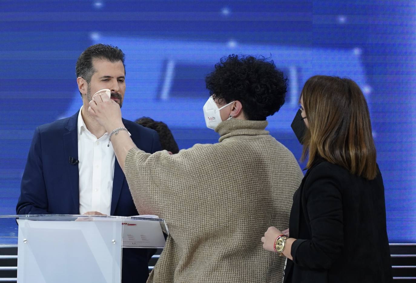 Alfonso Fernández Mañueco, Luis Tudanca y Francisco Igea han debatido durante noventa minutos sobre varias cuestiones que afectan de lleno a la comunidad.