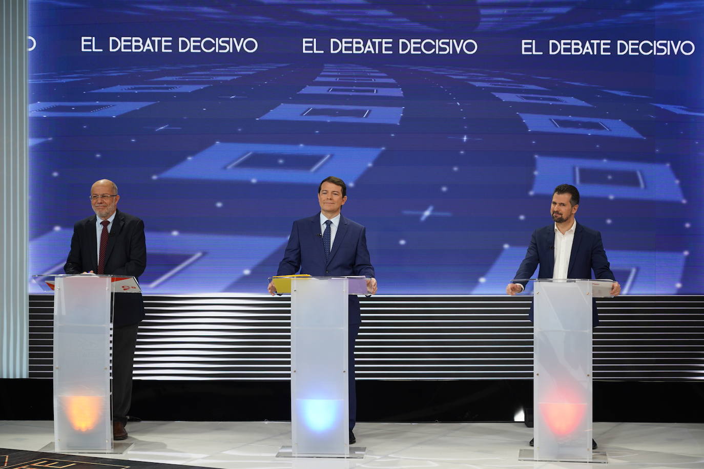 Alfonso Fernández Mañueco, Luis Tudanca y Francisco Igea han debatido durante noventa minutos sobre varias cuestiones que afectan de lleno a la comunidad.