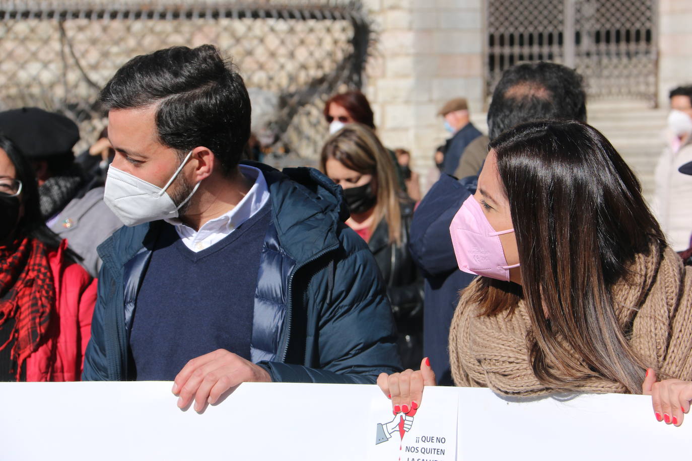 La Plataforma en Defensa de la Sanidad Pública de León realiza una concentración en Botines.