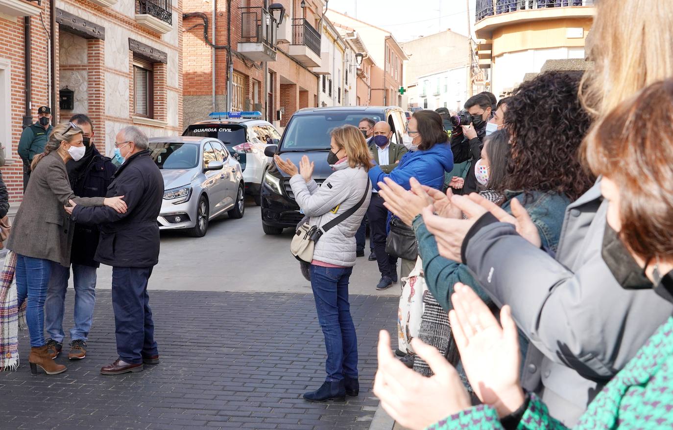 La vicepresidenta segunda del Gobierno y ministra de Trabajo, Yolanda Díaz, visita Castronuño (Valladolid) para participar en la campaña para las elecciones autonómicas junto al candidato a la Presidencia de la Junta por Unidas Podemos, Pablo Fernández..