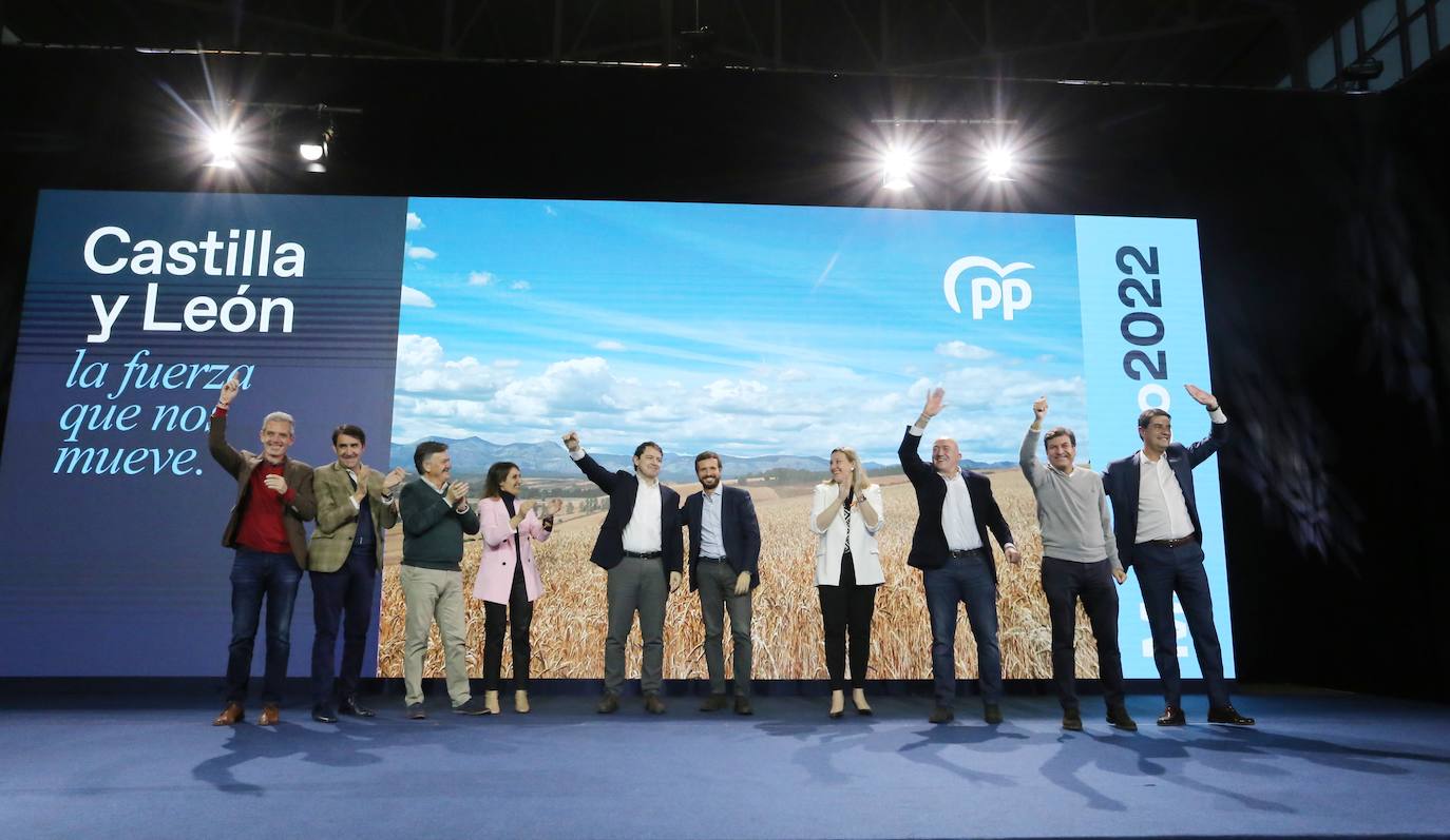 Fotos: El candidato del Partido Popular a la Presidencia de la Junta, Alfonso Fernández Mañueco, participa en un acto público en Valladolid con los presidentes autonómicos del PP