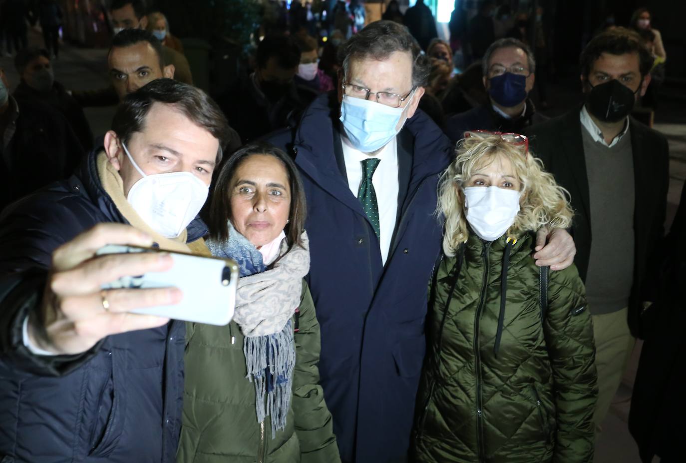El ex presidente del Gobierno visita la capital en uno de los últimos actos de camapaña para arropar al candidato a la Junta por los populares, Alfonso Fernández Mañueco, de cara al próximo 13 de febrero.