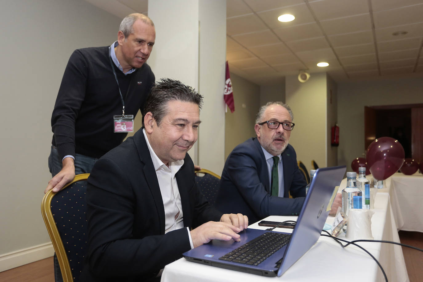 Noche electoral de la UPL en el Hotel Infantas de León.