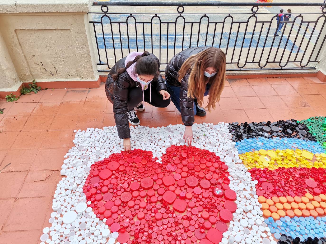 Proyecto artístico de reciclaje en Maristas San José.