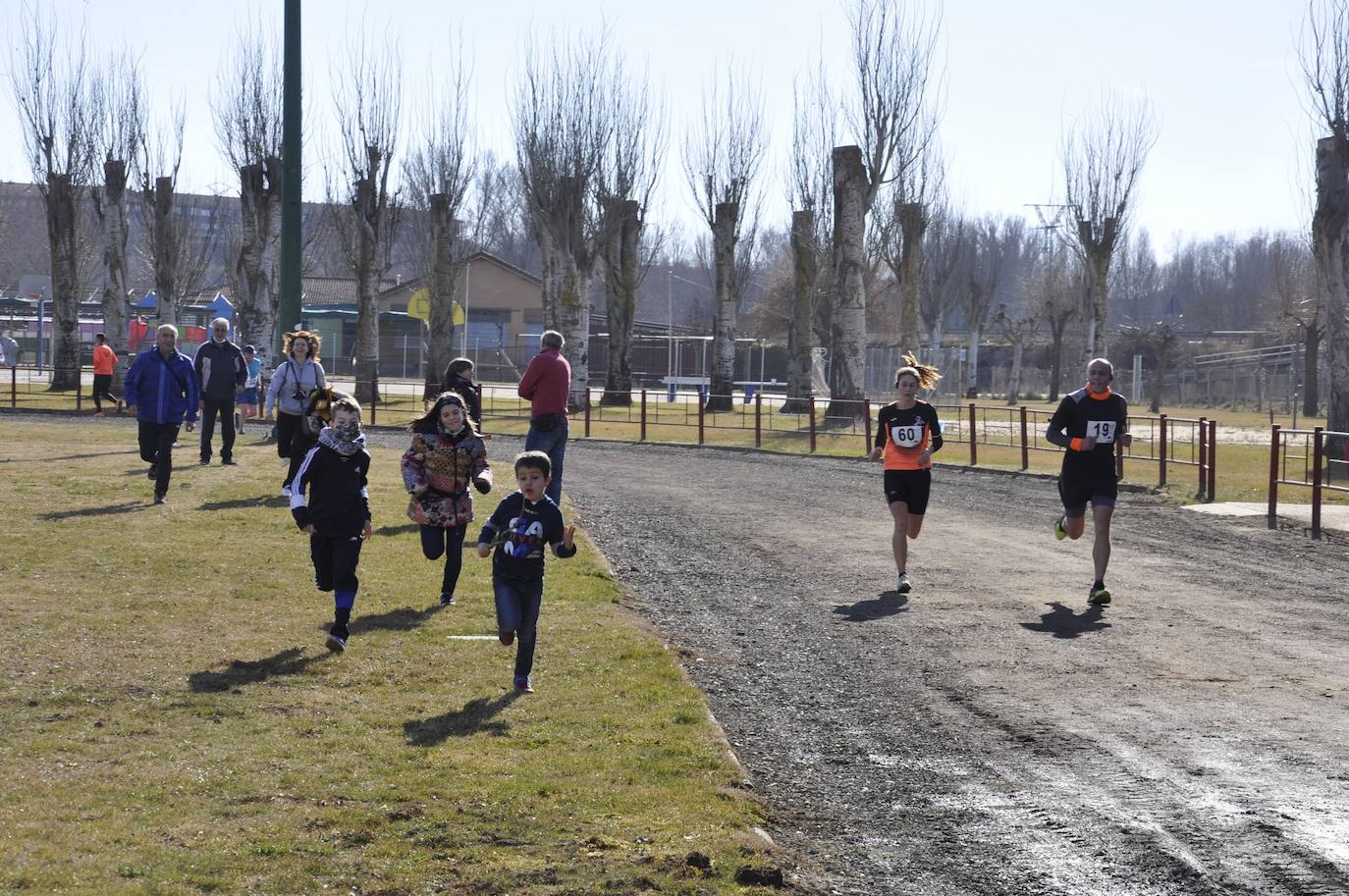 Raquel Fernández y Daniel Alonso vencen en el I Cross de Feria