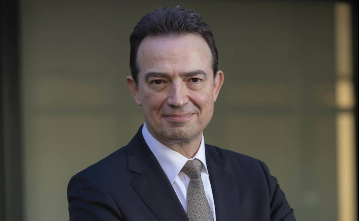 Enagás nombra CEO a Arturo Gonzalo Aizpiri en sustitución de Marcelino Oreja