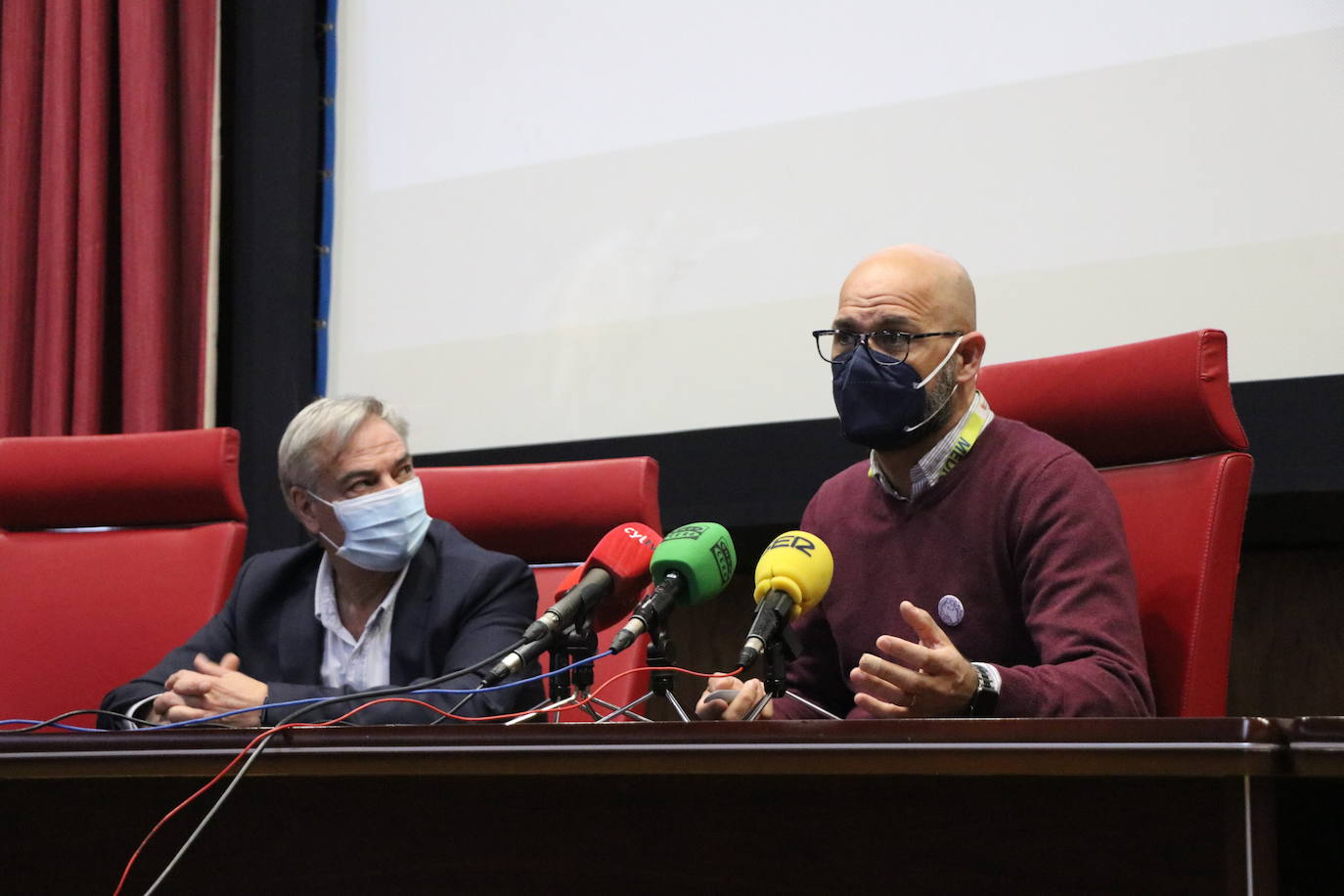 Los investigadores del CAULE abrieron 20 nuevos ensayos clínicos, 50 estudios y 75 proyectos de investigación en 2020.