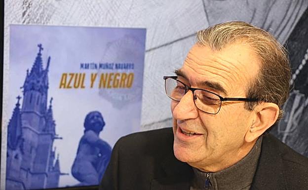 Galería. Muñoz ha escrito veinte relatos en los que Honorio muestra en primera persona episodios imborrables de su carrera profesional