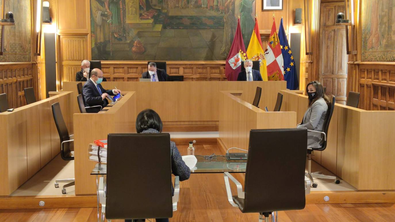 Pleno ordinario del mes de febrero en la Diputación. 