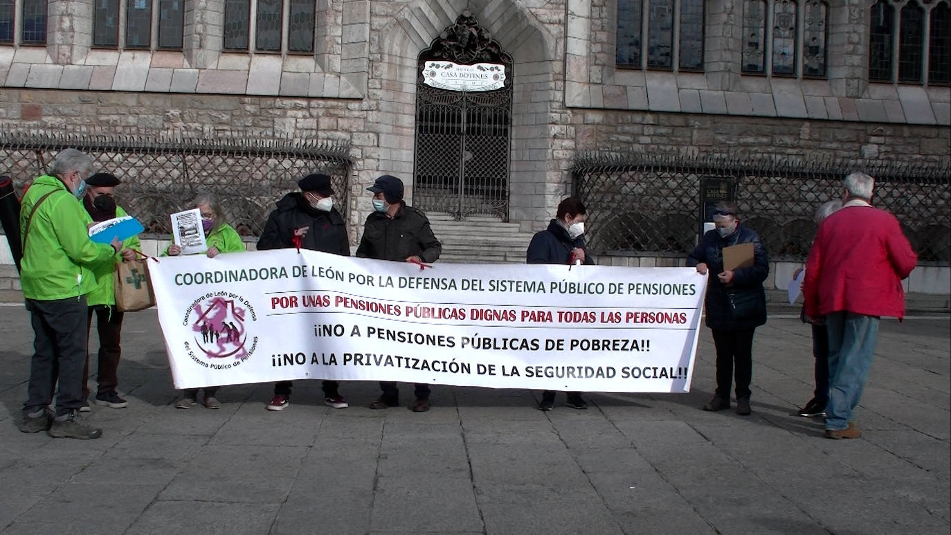 El lunes 28 de febrero a las 12.00 se reunirán en la explanada de Botines para seguir reivindicandoque las pensiones mínimas se igualen al salario mínimo y detener el proceso de privatización del sistema público de pensiones.