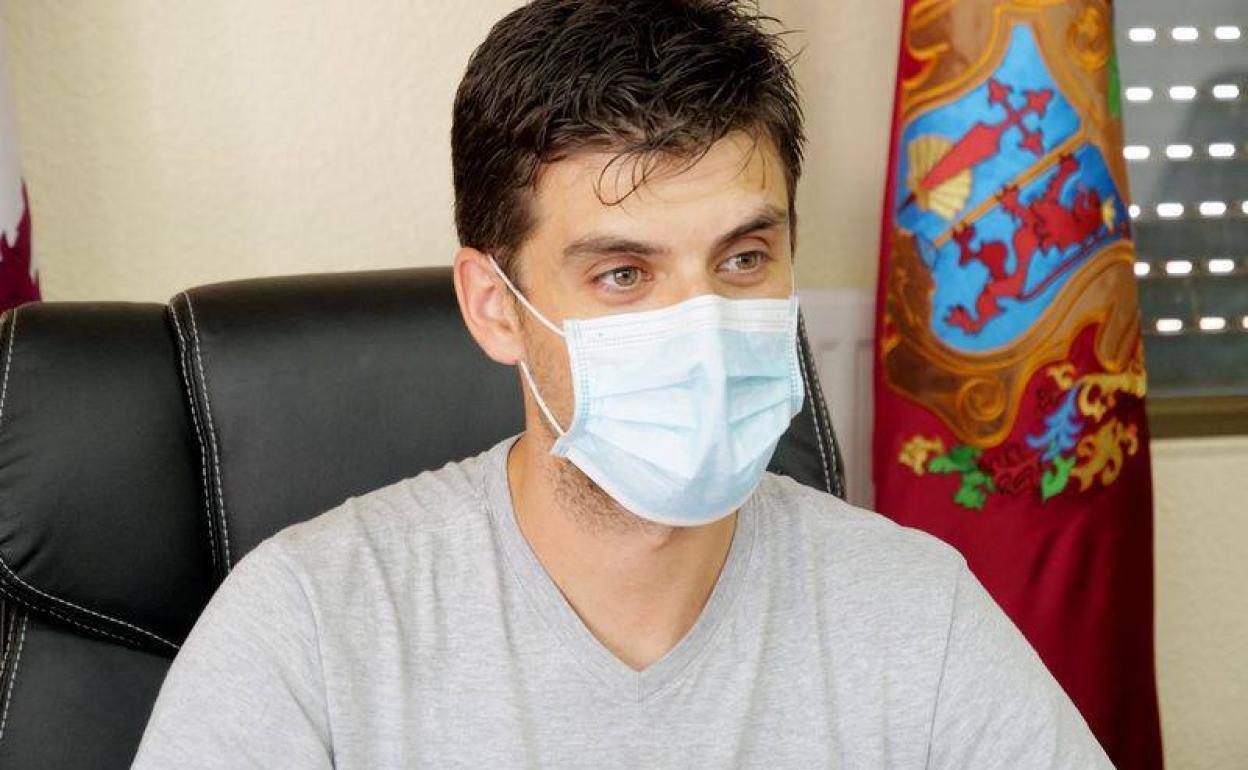 Junior Rodríguez, alcalde de Cacabelos.