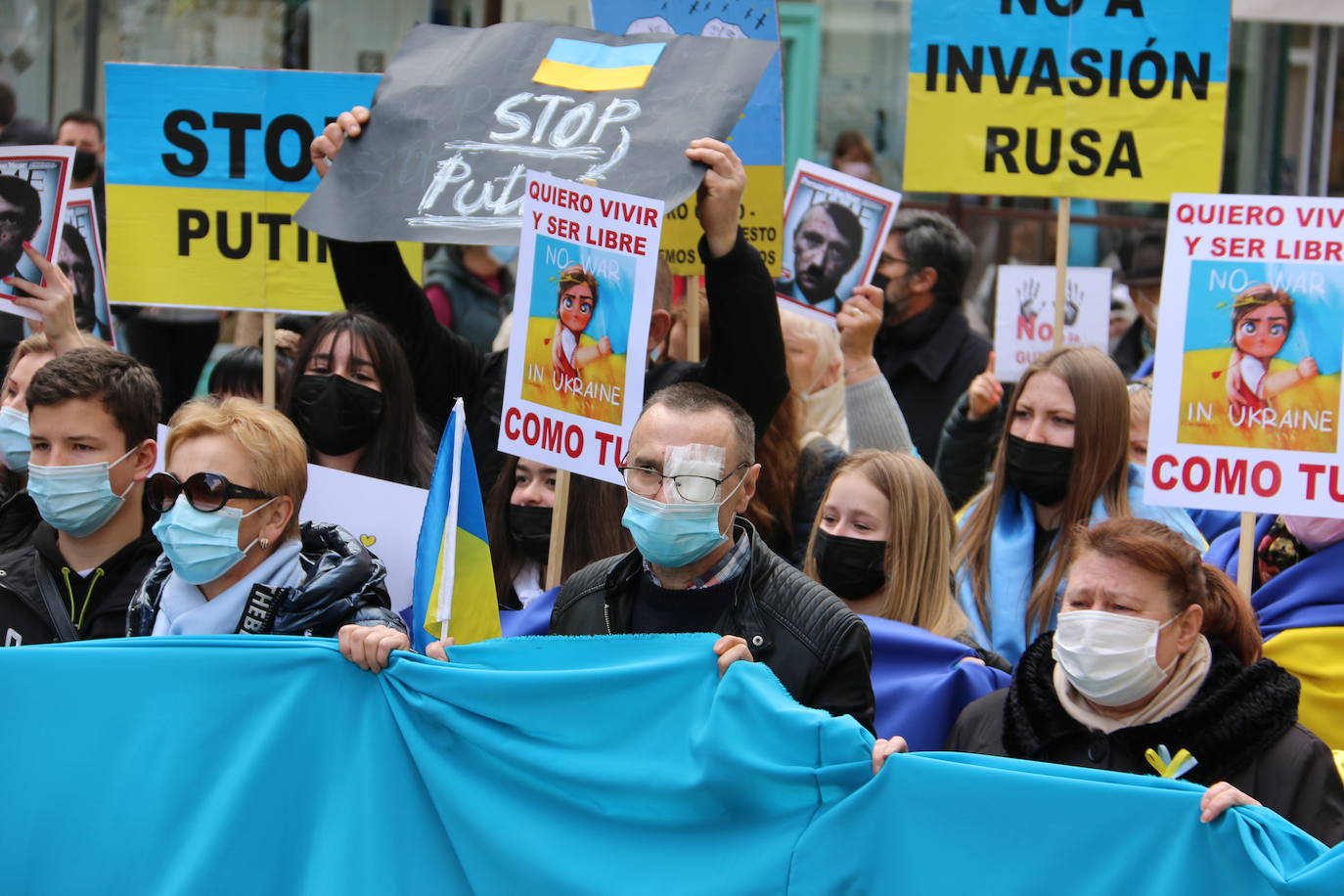 Miles de personas recorren la distancia entre Guzmán y Botines para apoyar al pueblo ucraniano en la guerra que están sufriendo a miles de kilómetros.
