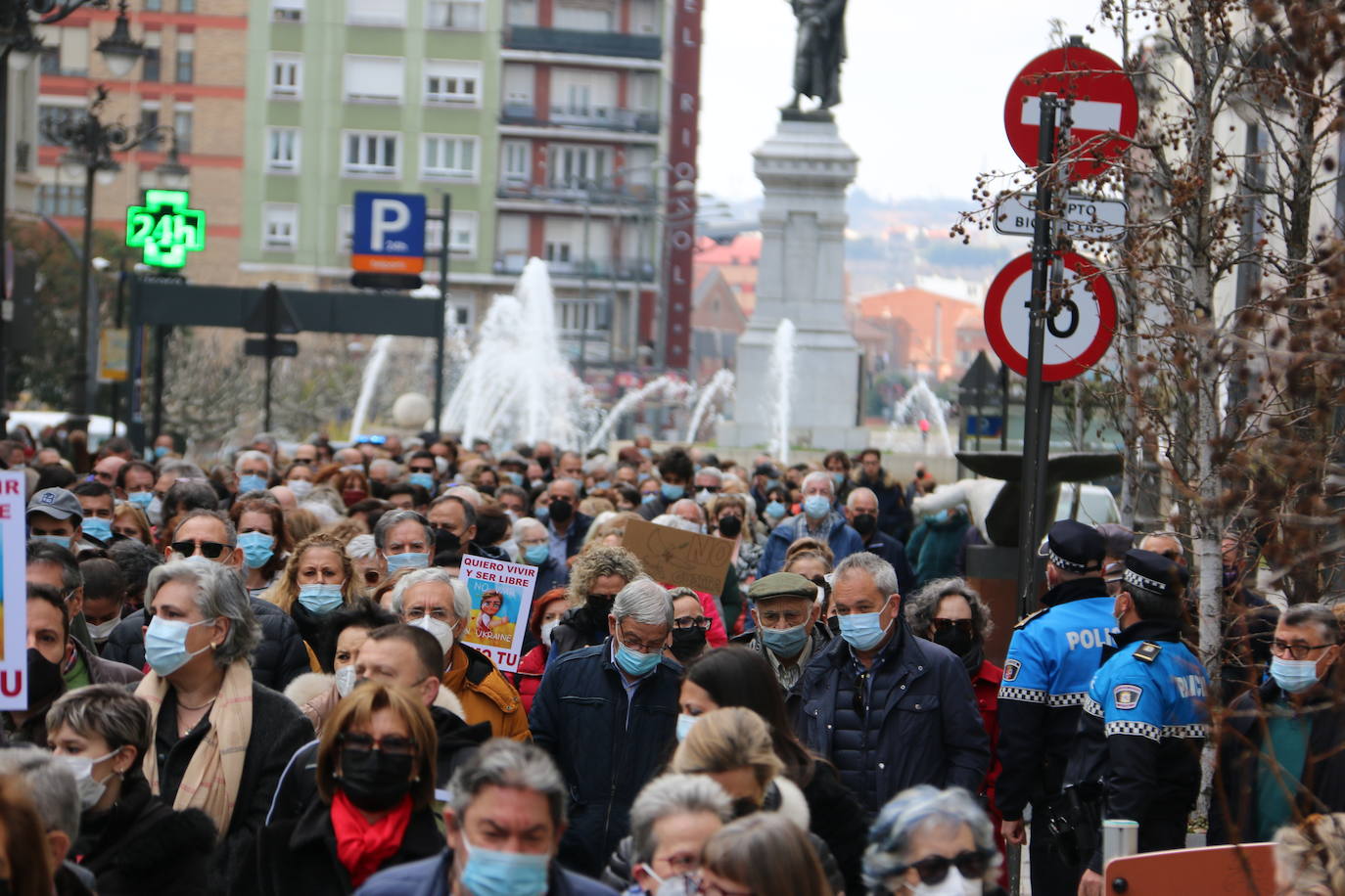 Miles de personas recorren la distancia entre Guzmán y Botines para apoyar al pueblo ucraniano en la guerra que están sufriendo a miles de kilómetros.