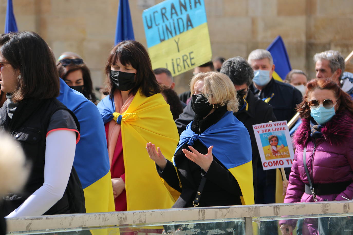 Miles de personas recorren la distancia entre Guzmán y Botines para apoyar al pueblo ucraniano en la guerra que están sufriendo a miles de kilómetros.