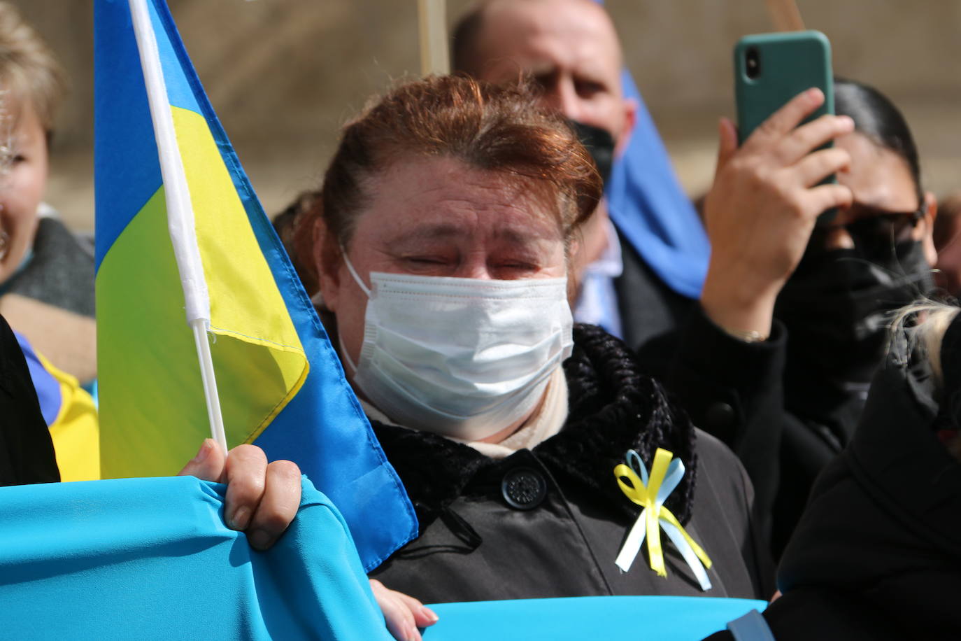 Miles de personas recorren la distancia entre Guzmán y Botines para apoyar al pueblo ucraniano en la guerra que están sufriendo a miles de kilómetros.