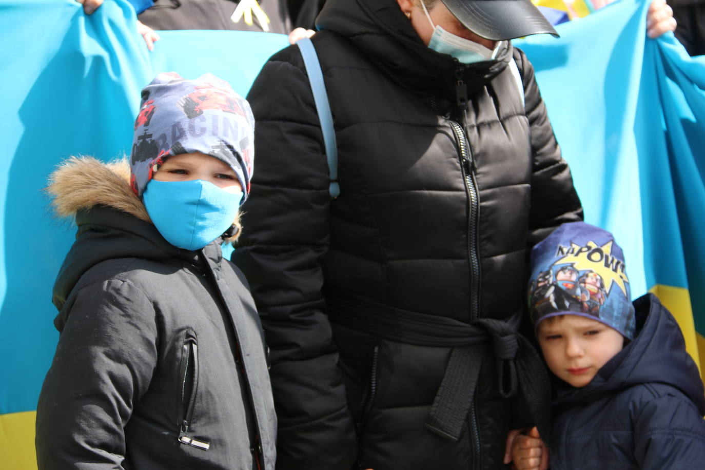 Miles de personas recorren la distancia entre Guzmán y Botines para apoyar al pueblo ucraniano en la guerra que están sufriendo a miles de kilómetros.
