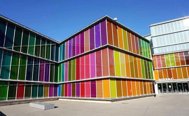 El Museo de Arte Contemporáneo de Castilla y León forma parte de las propuestas culturales planteadas por la Junta de Castilla y León.