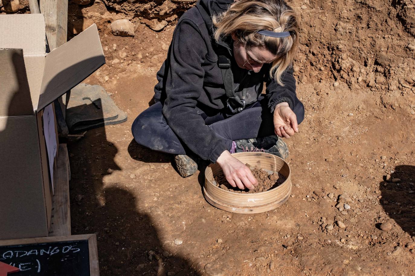 La ARMH localiza en el cementerio de Villadangos del Páramo (León) una fosa con diez cuerpos de personas fusiladas en 1936