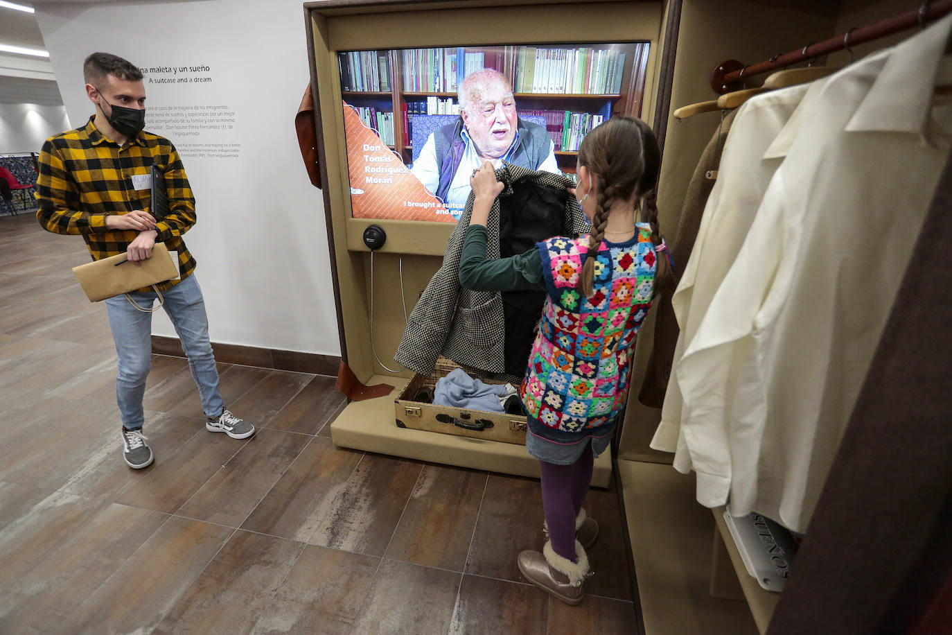 Ofrece diversas actividades lúdicas y culturales infantiles para que los más pequeños descubran el país azteca y los lazos que la emigración tejió entre España y América.