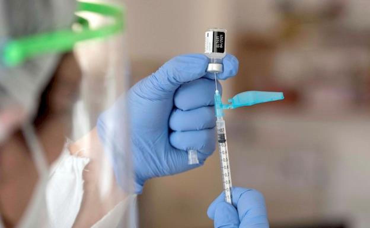 Abierta la autocita para que los menores de Ponferrada y Cacabelos nacidos en 2014 y 2015 reciban la segunda dosis de la vacuna