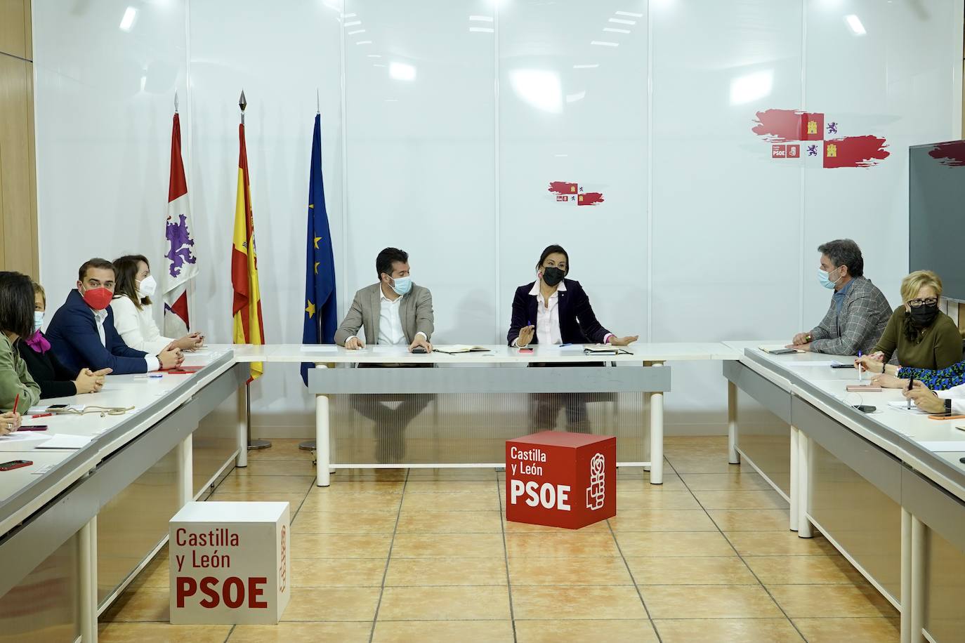 El secretario general del PSOECyL, Luis Tudanca, comparece en rueda de prensa tras presidir la reunión de la Comisión Ejecutiva del Partido Socialista de Castilla y León.