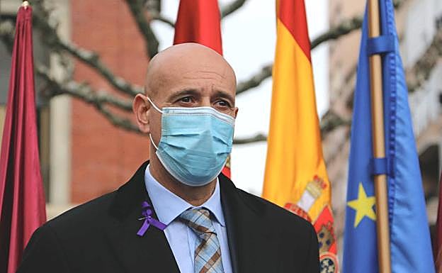 Diez pide no dar «ni un paso atrás» ante fuerzas que «no están a favor» de la igualdad